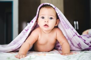 misurare la febbre ai neonati